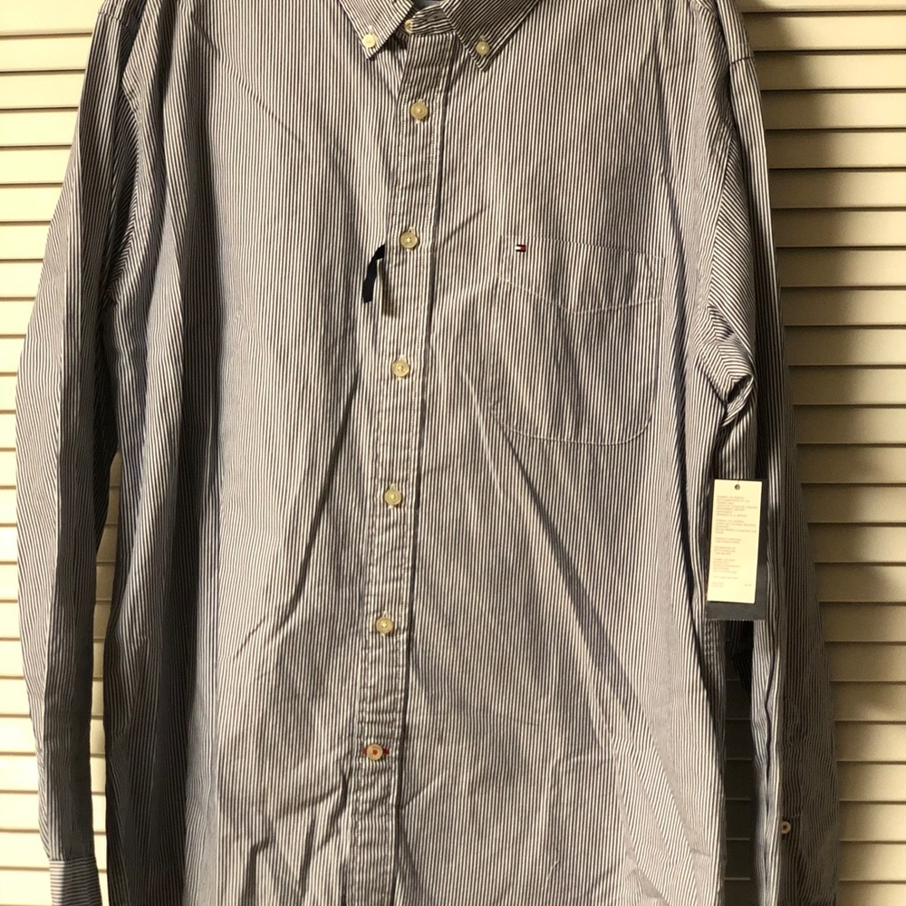 BRAND NEW TOMMY HILFIGER BUTTON DOWN